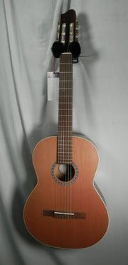 Godin Model # 049707 Etude Left Nylon Classical Acoustic Guitar Left-Handed Open Box / Demo